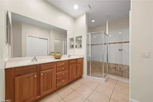 11053 Harbour Yacht Ct, Fort Myers, FL 33908 - Photo 12