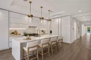 1165 8th St S, Naples, FL 34102 - Photo 2