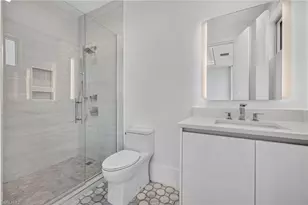 1165 8th St S, Naples, FL 34102 - Photo 26
