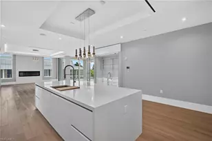 1165 8th St S, Naples, FL 34102 - Photo 16