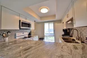 229 Palm Dr, Naples, FL 34112 - Photo 4