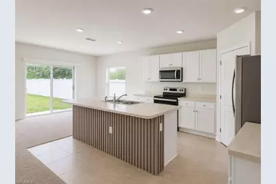 2736 Dumont Ln, Tavares, FL 32778 - Photo 4