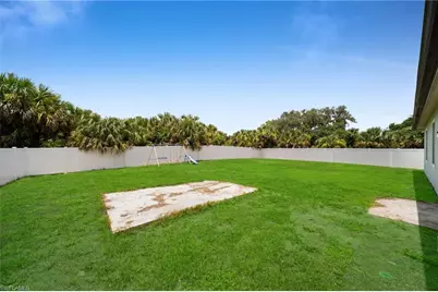 1109 N Hilton Cir, Labelle, FL 33935 - Photo 28