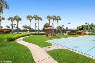 2885 Citrus Lake Dr, Naples, FL 34109 - Photo 36