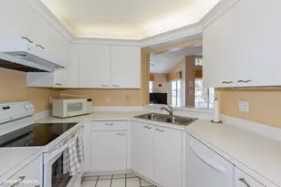 2885 Citrus Lake Dr, Naples, FL 34109 - Photo 10