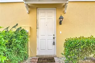 14700 Escalante Way, Bonita Springs, FL 34135 - Photo 4