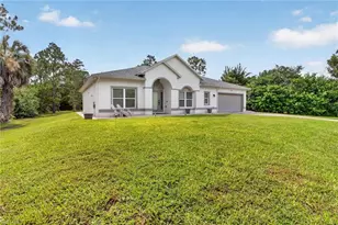 2761 2nd St NE, Naples, FL 34120 - Photo 2