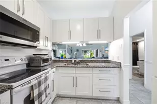 2041 Pine Isle Ln, Naples, FL 34112 - Photo 12