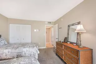 260 Seaview Ct, Marco Island, FL 34145 - Photo 16