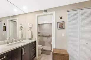 260 Seaview Ct, Marco Island, FL 34145 - Photo 14