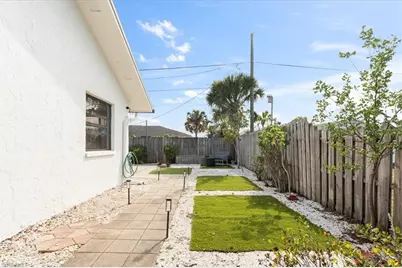 1332 Granada Blvd, Naples, FL 34103 - Photo 36
