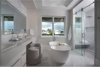 141 Channel Dr, Naples, FL 34108 - Photo 10