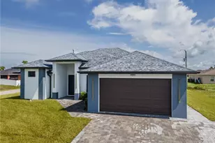 1817 Kismet Pkwy W, Cape Coral, FL 33993 - Photo 2