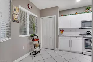 7835 Regal Heron Cir, Naples, FL 34104 - Photo 4