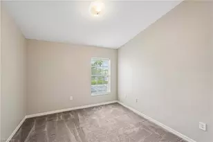 1104 Oxford Ln, Naples, FL 34105 - Photo 20