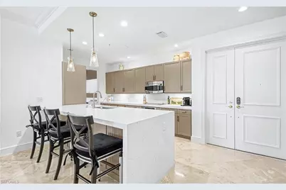 780 5th Ave S #203, Naples, FL 34102 - Photo 8