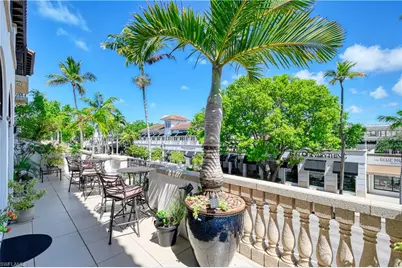 780 5th Ave S #203, Naples, FL 34102 - Photo 1