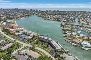 848 W Elkcam Cir, Marco Island, FL 34145 - Photo 20