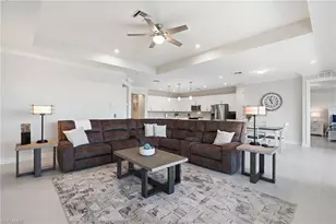 239 Indies Dr E, Naples, FL 34114 - Photo 4