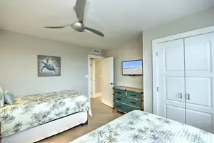 380 Seaview Ct, Marco Island, FL 34145 - Photo 26