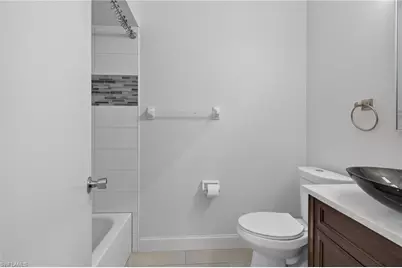 10452 Lakeport Ct, Lehigh Acres, FL 33936 - Photo 12