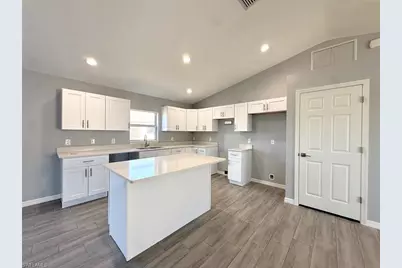 147 Peoria St, Lehigh Acres, FL 33974 - Photo 8
