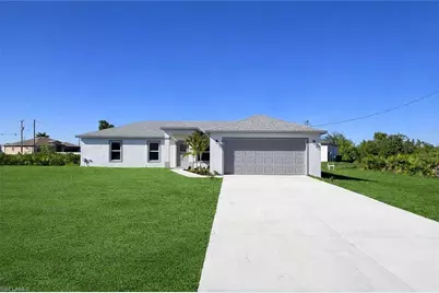 147 Peoria St, Lehigh Acres, FL 33974 - Photo 4