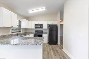 216 SE 27th Terrace, Cape Coral, FL 33904 - Photo 6