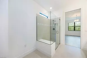 10335 Ventana Ln, Naples, FL 34120 - Photo 12