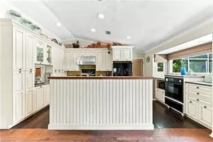 5247 Cherry Wood Dr, Naples, FL 34119 - Photo 16