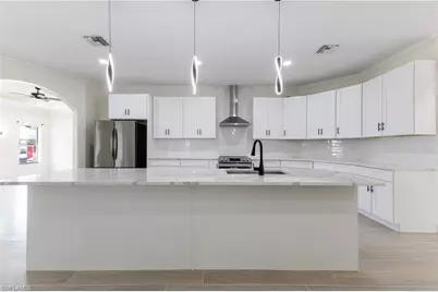 16451 Wildcat Dr, Fort Myers, FL 33913 - Photo 6