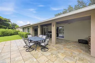 1073 N Alhambra Cir, Naples, FL 34103 - Photo 40