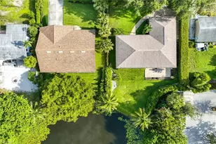1073 N Alhambra Cir, Naples, FL 34103 - Photo 44