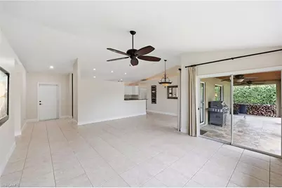 1073 N Alhambra Cir, Naples, FL 34103 - Photo 24