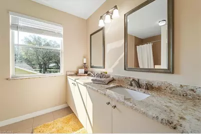 12341 Eagle Pointe Cir, Fort Myers, FL 33913 - Photo 30