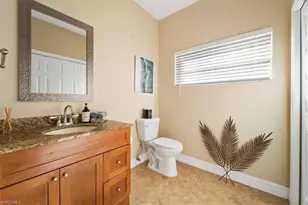 12341 Eagle Pointe Cir, Fort Myers, FL 33913 - Photo 16