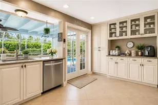 1352 Oaklawn Ct, Fort Myers, FL 33919 - Photo 6