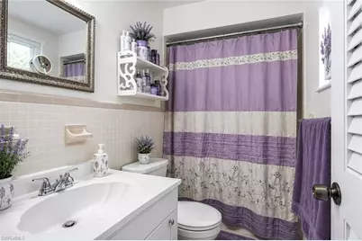 1352 Oaklawn Ct, Fort Myers, FL 33919 - Photo 14