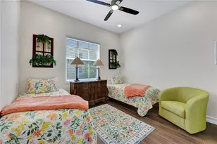 2609 Estrella Ct, Naples, FL 34109 - Photo 14