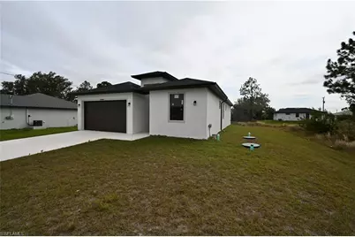 4107 13th St SW, Lehigh Acres, FL 33976 - Photo 2