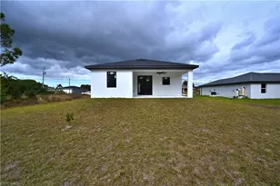4107 13th St SW, Lehigh Acres, FL 33976 - Photo 8