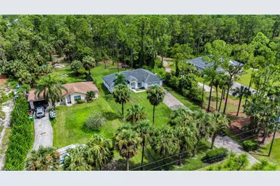 2071 20th Ave NE, Naples, FL 34120 - Photo 32