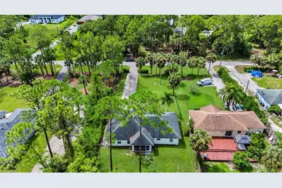 2071 20th Ave NE, Naples, FL 34120 - Photo 36