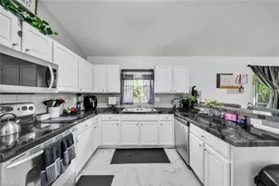 2071 20th Ave NE, Naples, FL 34120 - Photo 10