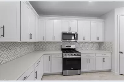 2049 Terreno Blvd, Naples, FL 34120 - Photo 12