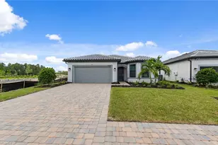 2049 Terreno Blvd, Naples, FL 34120 - Photo 2