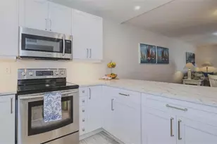 4531 Bay Beach Ln, Fort Myers Beach, FL 33931 - Photo 2