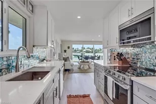 2500 Gulf Shore Blvd N, Naples, FL 34103 - Photo 16
