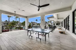 285 Grande Way, Naples, FL 34110 - Photo 36