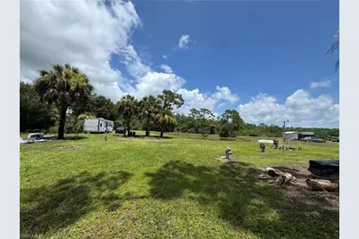 19790 Burgundy Farms Rd, Estero, FL 33928 - Photo 10